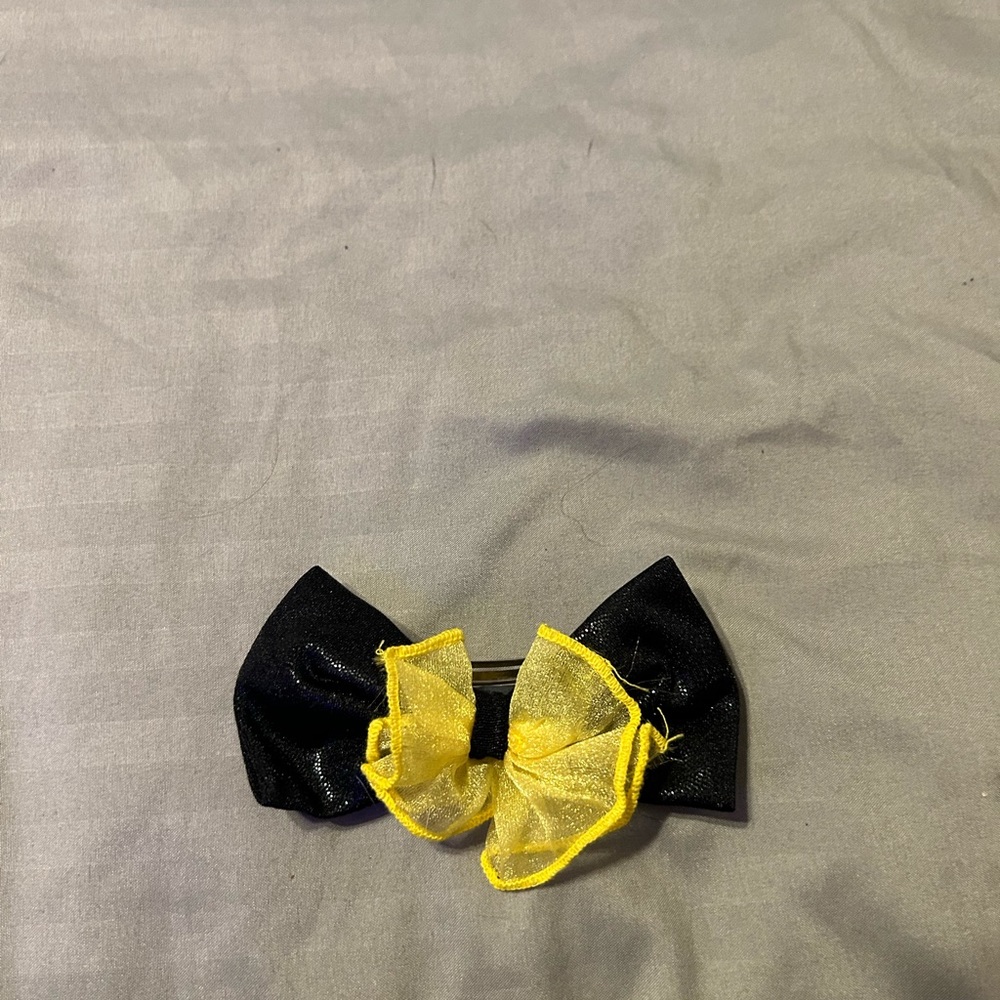Little bow.